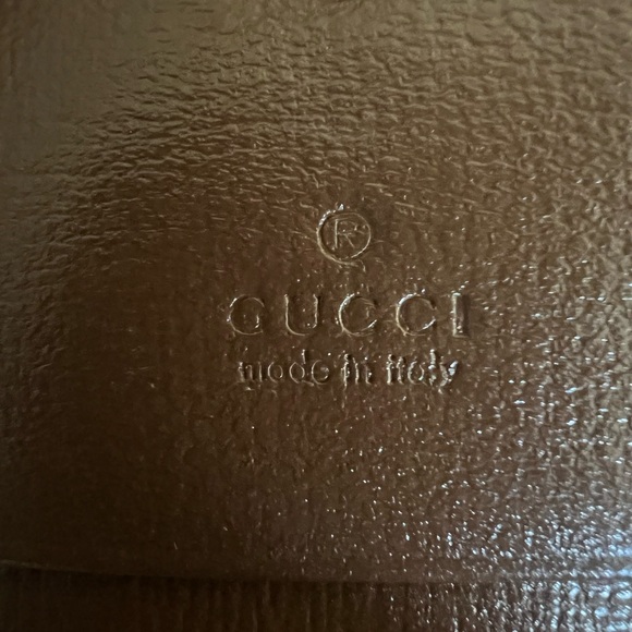 GUCCI GG Supreme Heart Motif Compact Bifold Wallet (Coated Canvas) - Picture 8 of 15